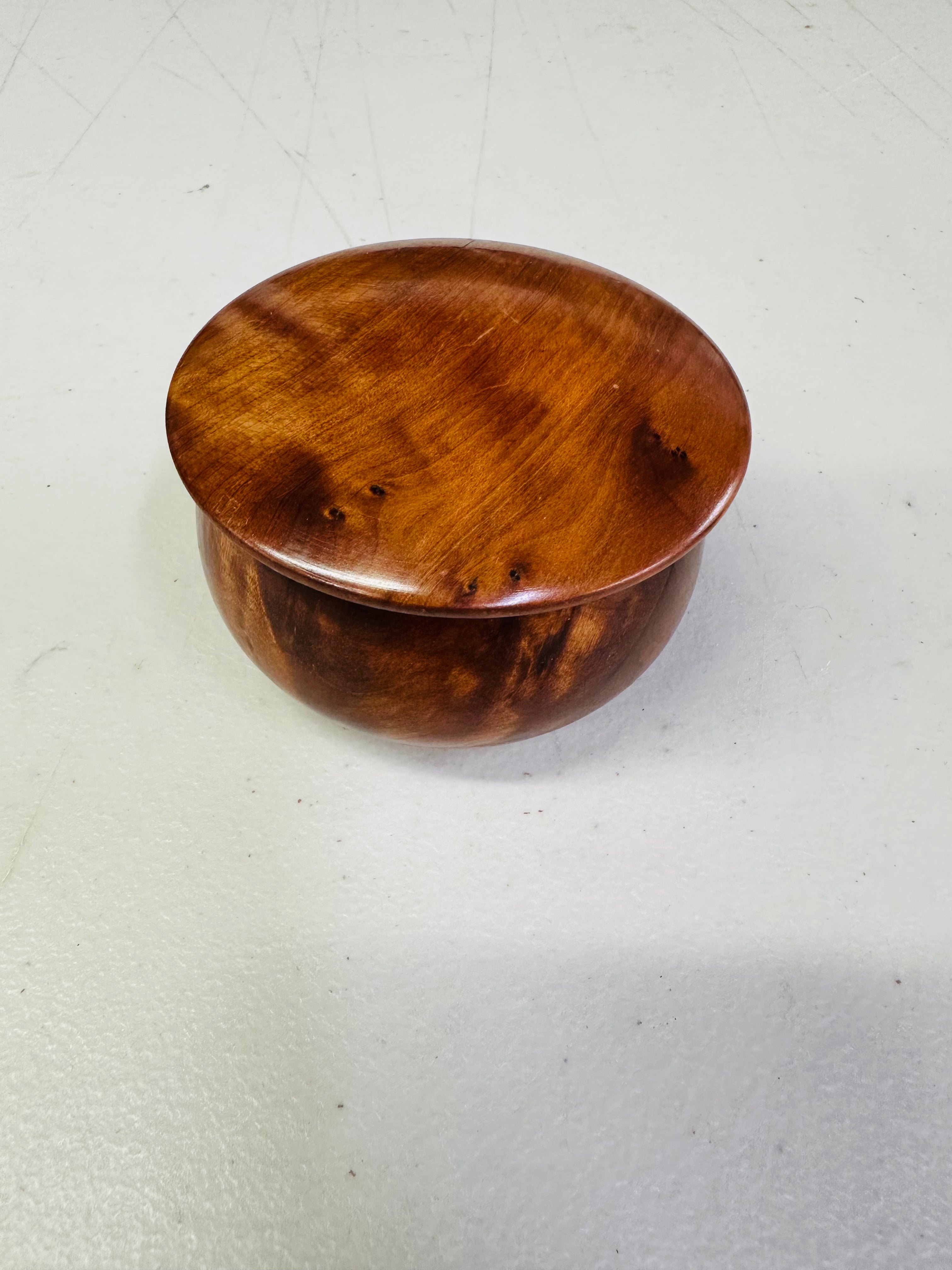 Round Thuya Wood Box – Handcrafted in Morocco
