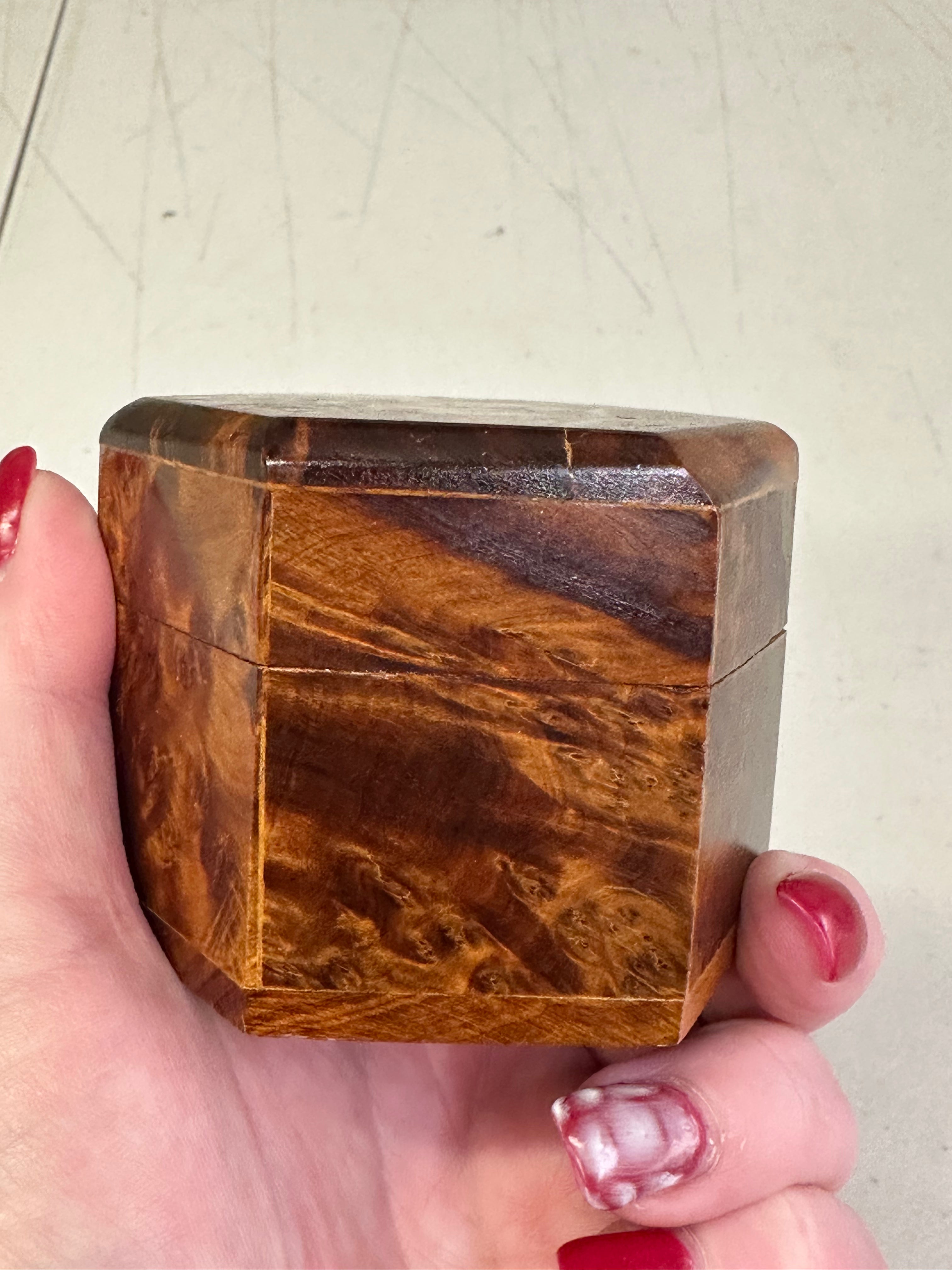 Hexagon Thuya Wood Box – Handcrafted in Morocco